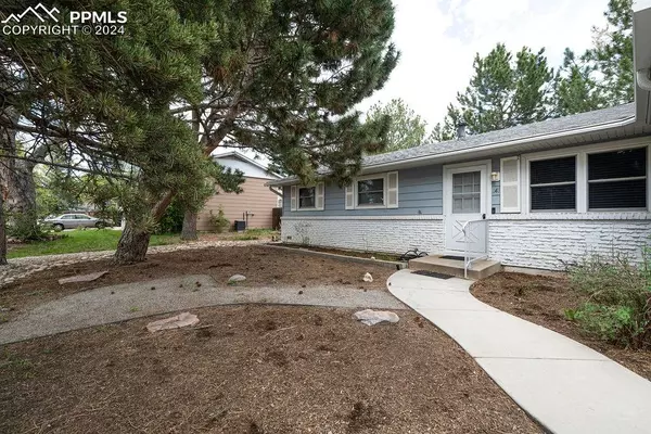 Colorado Springs, CO 80915,1141 Drake CIR