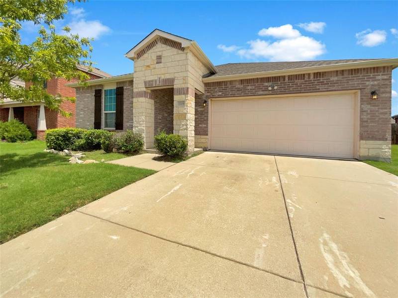 1709 Christopher Creek Drive, Little Elm, TX 75068