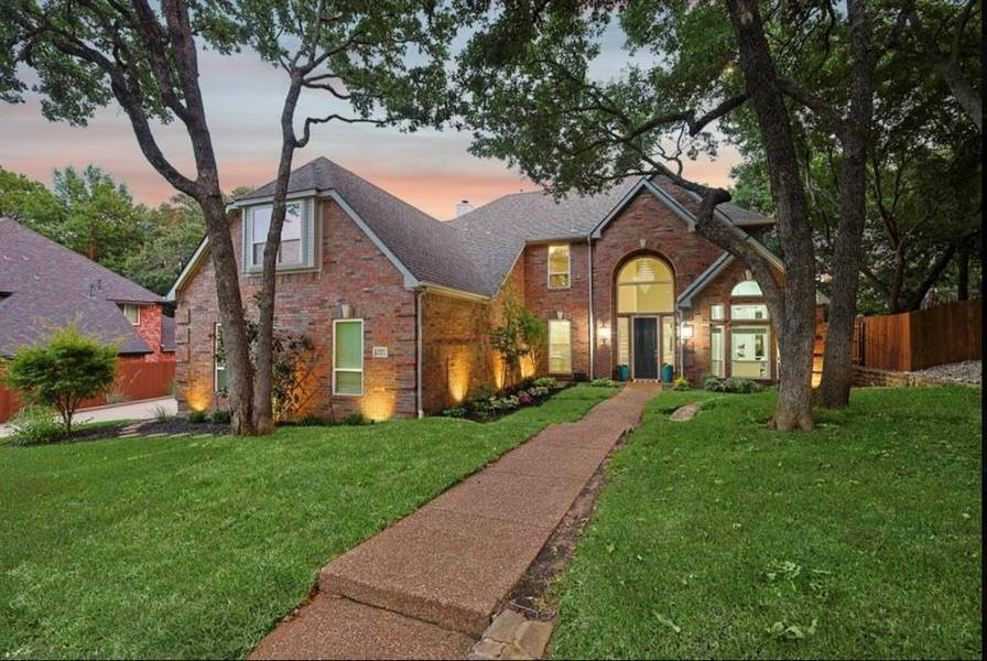 3553 Boxwood Drive, Grapevine, TX 76051