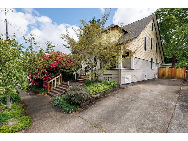 6444 N OMAHA AVE, Portland, OR 97217