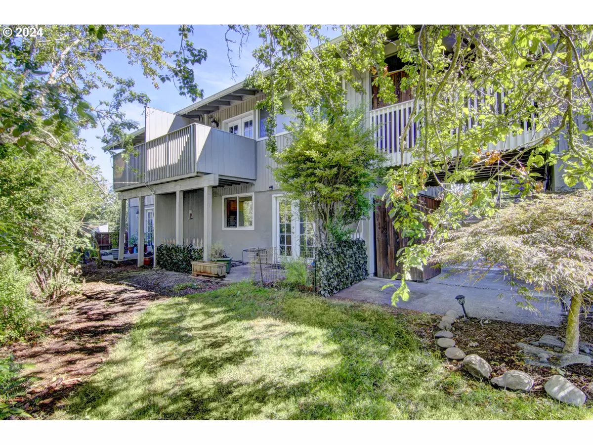 Eugene, OR 97402,2080 W 14TH PL