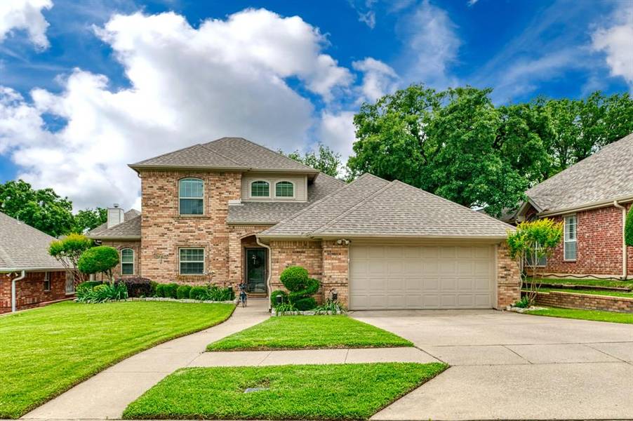 3008 Lake Oak Drive, Arlington, TX 76017