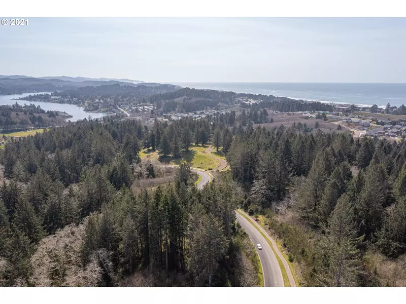 LOTS NE Devils Lake BLVD, Lincoln City, OR 97367