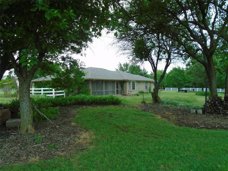 3905 Fm 67, Itasca, TX 76055