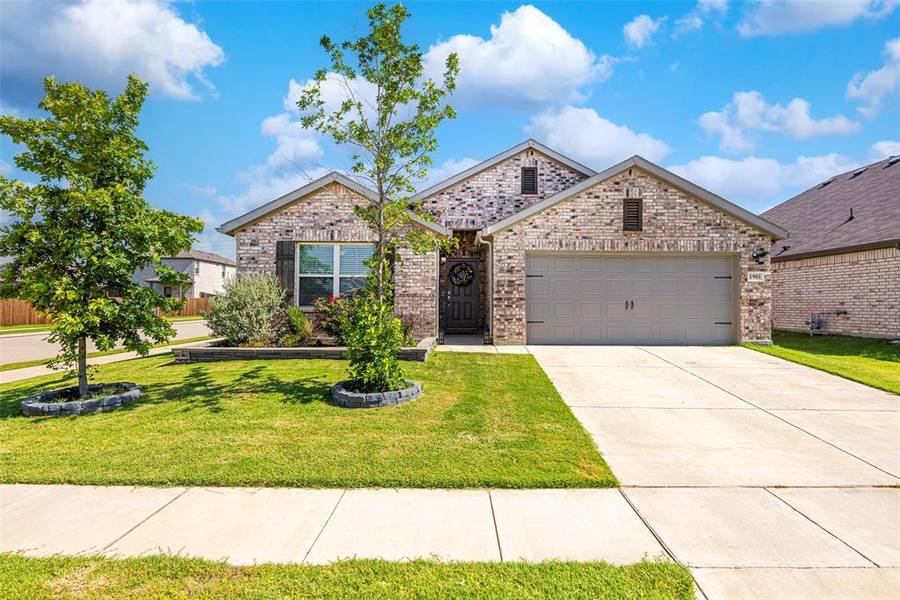 1901 Elderberry Street, Royse City, TX 75189