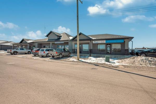 Carstairs, AB T0M 0N0,103, 201, 209, and 305 9 AVE