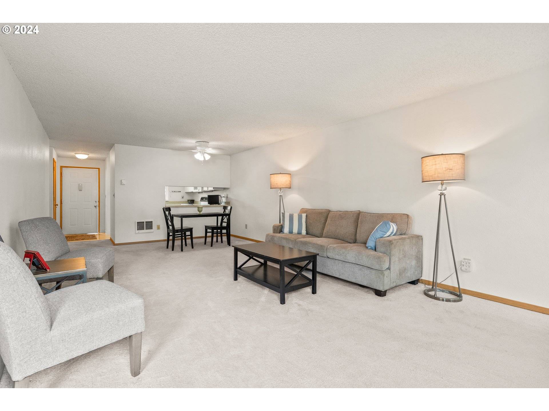 Vancouver, WA 98686,13216 NE SALMON CREEK AVE #A5