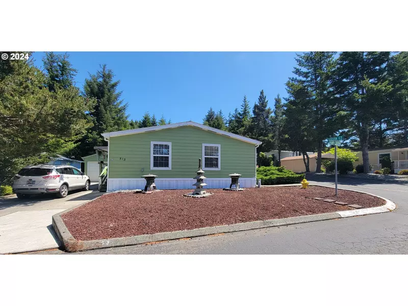 513 PUERTO VISTA DR, Coos Bay, OR 97420