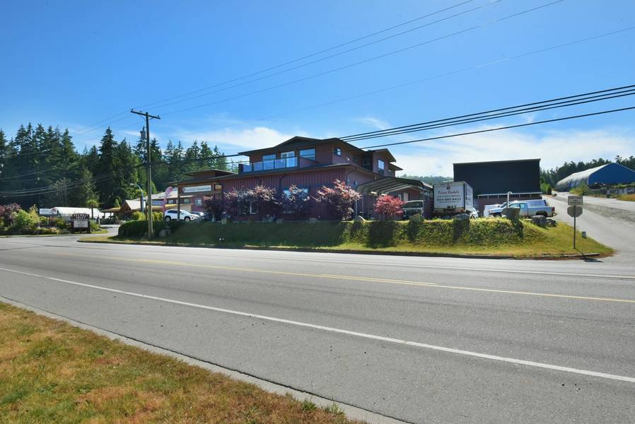 5533 SECHELT INLET CRESCENT, Sechelt, BC V7Z 0G1