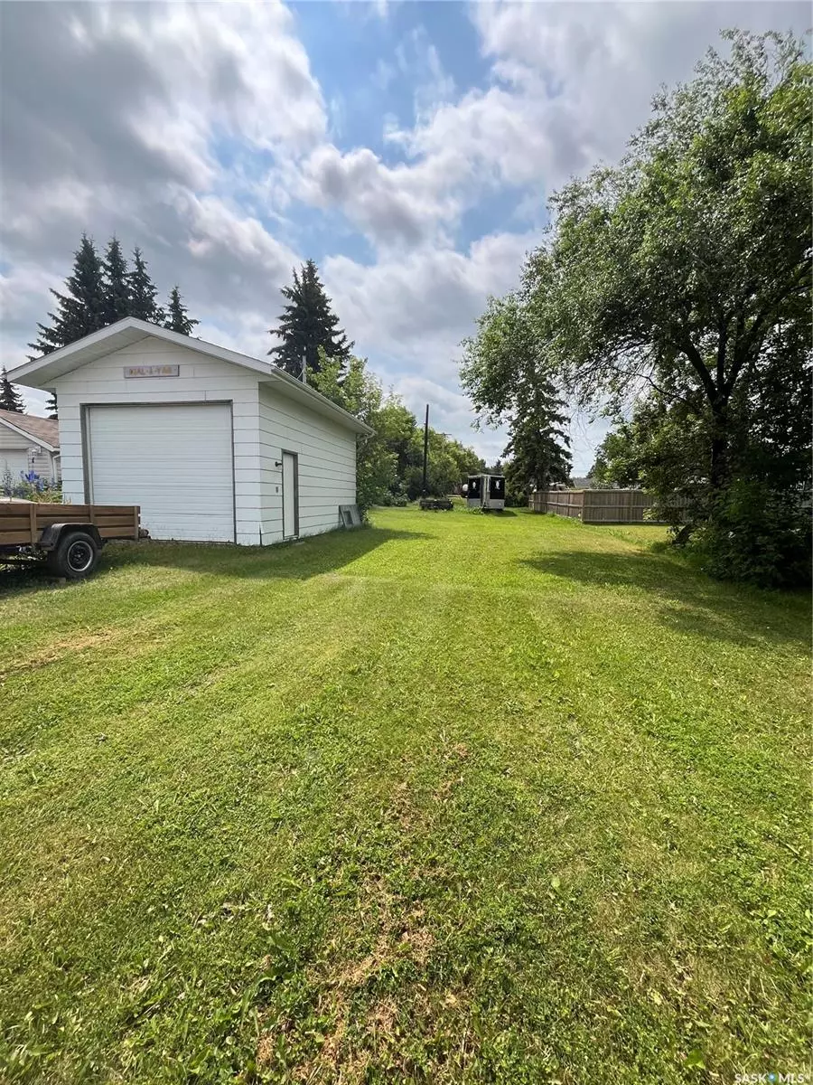 Moosomin, SK S0G 3N0,605 Spruce STREET