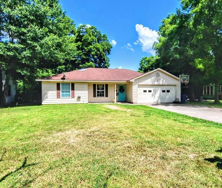 1006 Wolfe City Drive, Greenville, TX 75401