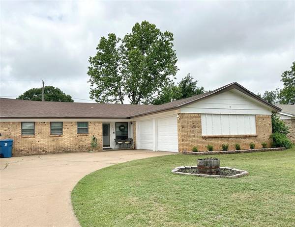 1305 Renee Street, Breckenridge, TX 76424