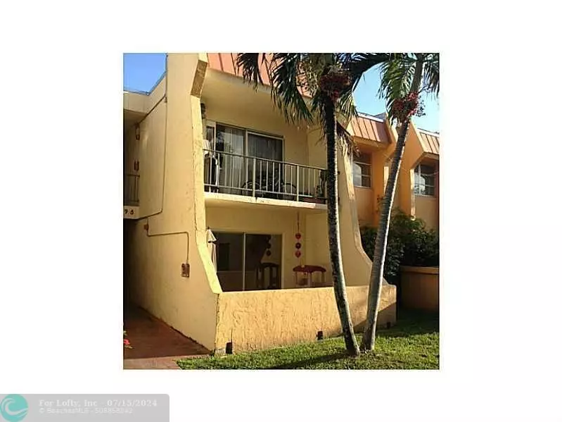 Miami, FL 33176,13898 SW 90th Ave  #203