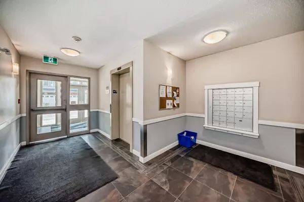 Calgary, AB T3K0V4,76 Panatella RD NW #103