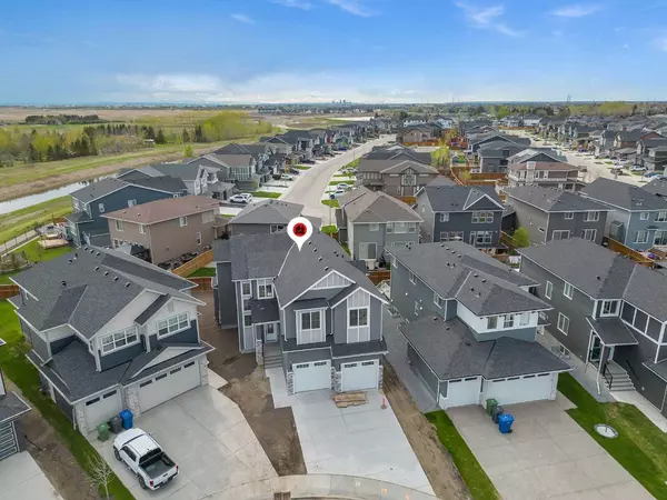 Chestermere, AB T1X 1Y8,122 Sandpiper PARK