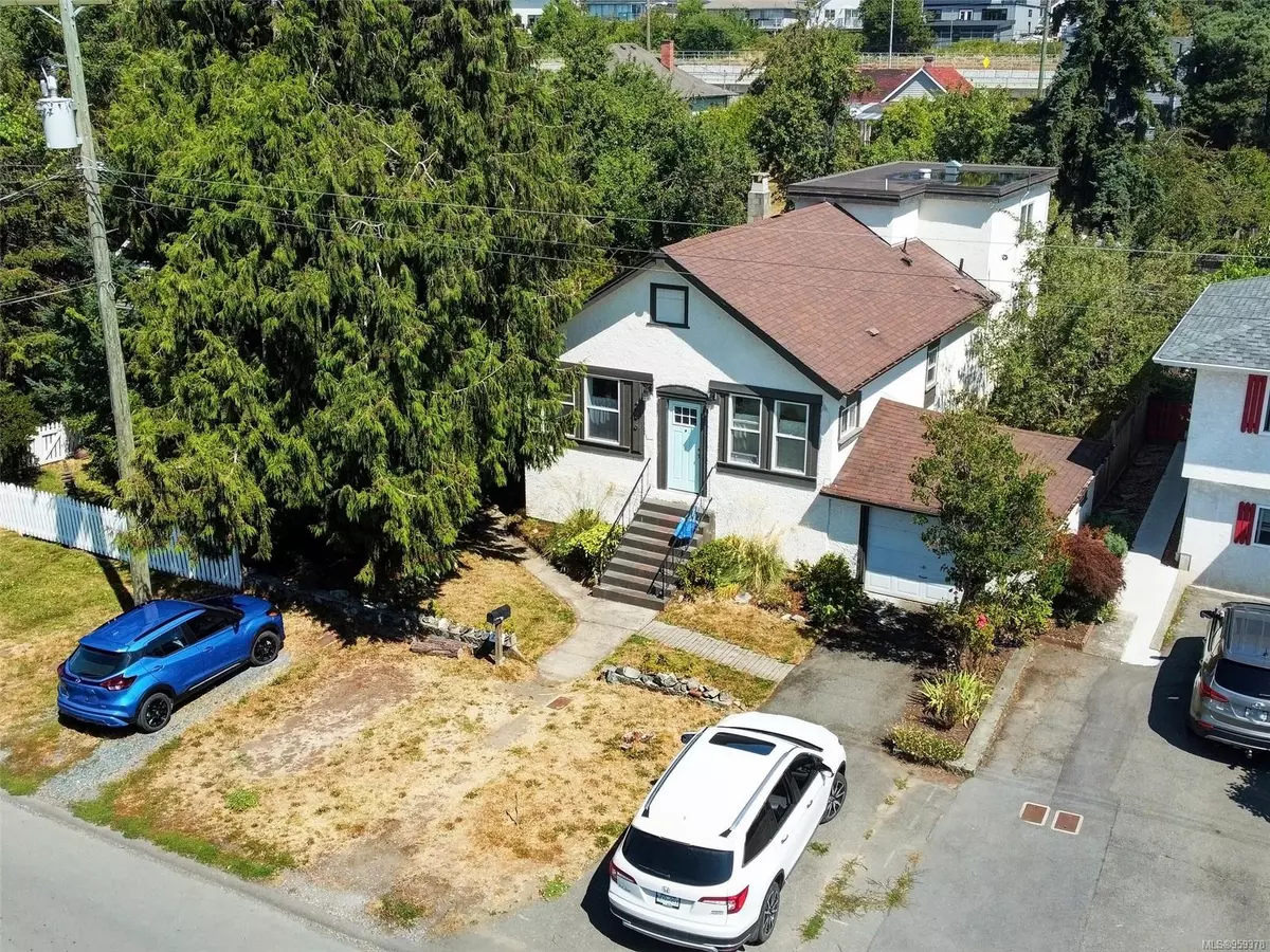 Saanich, BC V8Z 1K3,226 Sims Ave