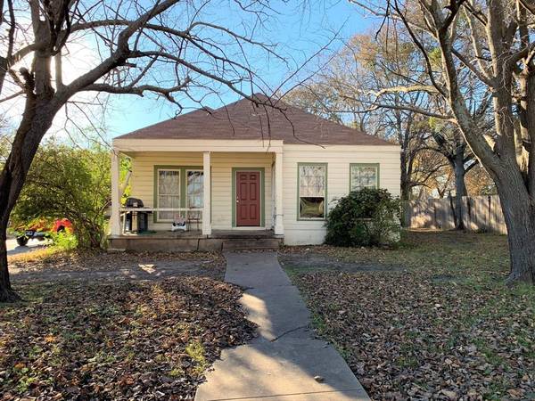 220 S Gribble Street,  Sherman,  TX 75090