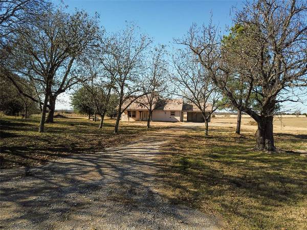 364 County Road  4115, Campbell, TX 75422