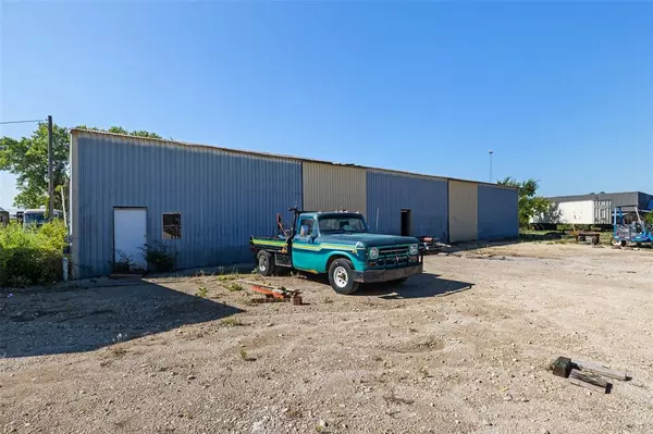 6501 W Highway 377, Tolar, TX 76476