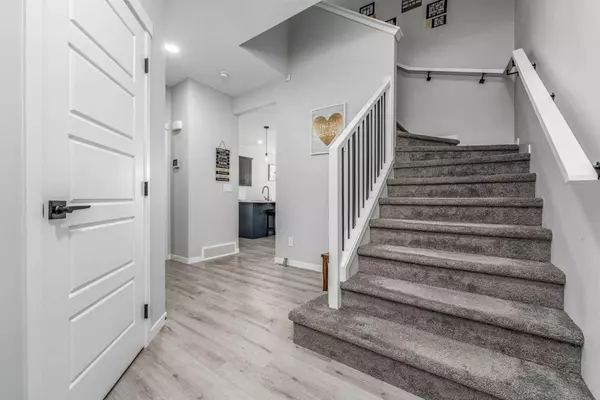 Calgary, AB T3R 1T4,50 Sage Bluff Rise NW