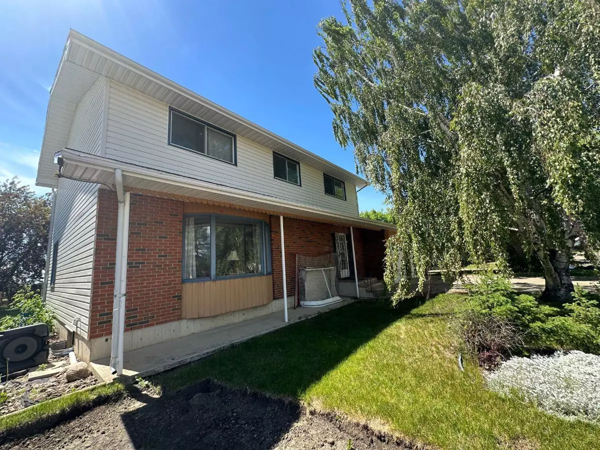 Three Hills, AB T0M2A0,1205 1 ST NE