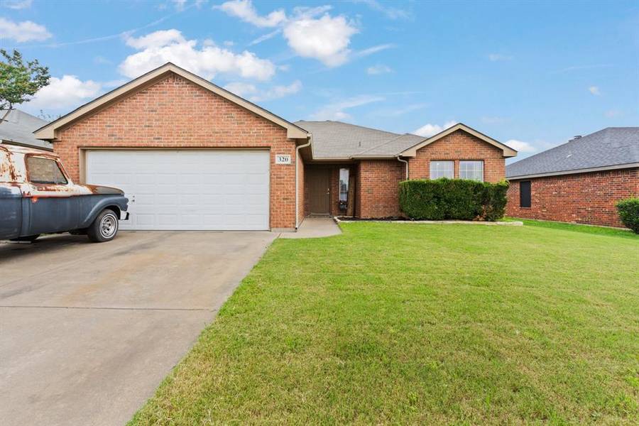 320 Odell Street, Cleburne, TX 76033