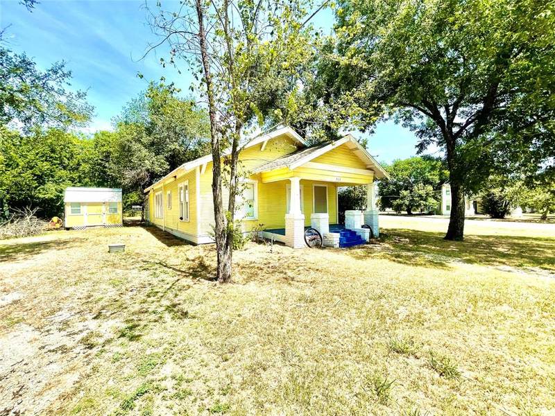 207 N Archer Street, Groesbeck, TX 76642