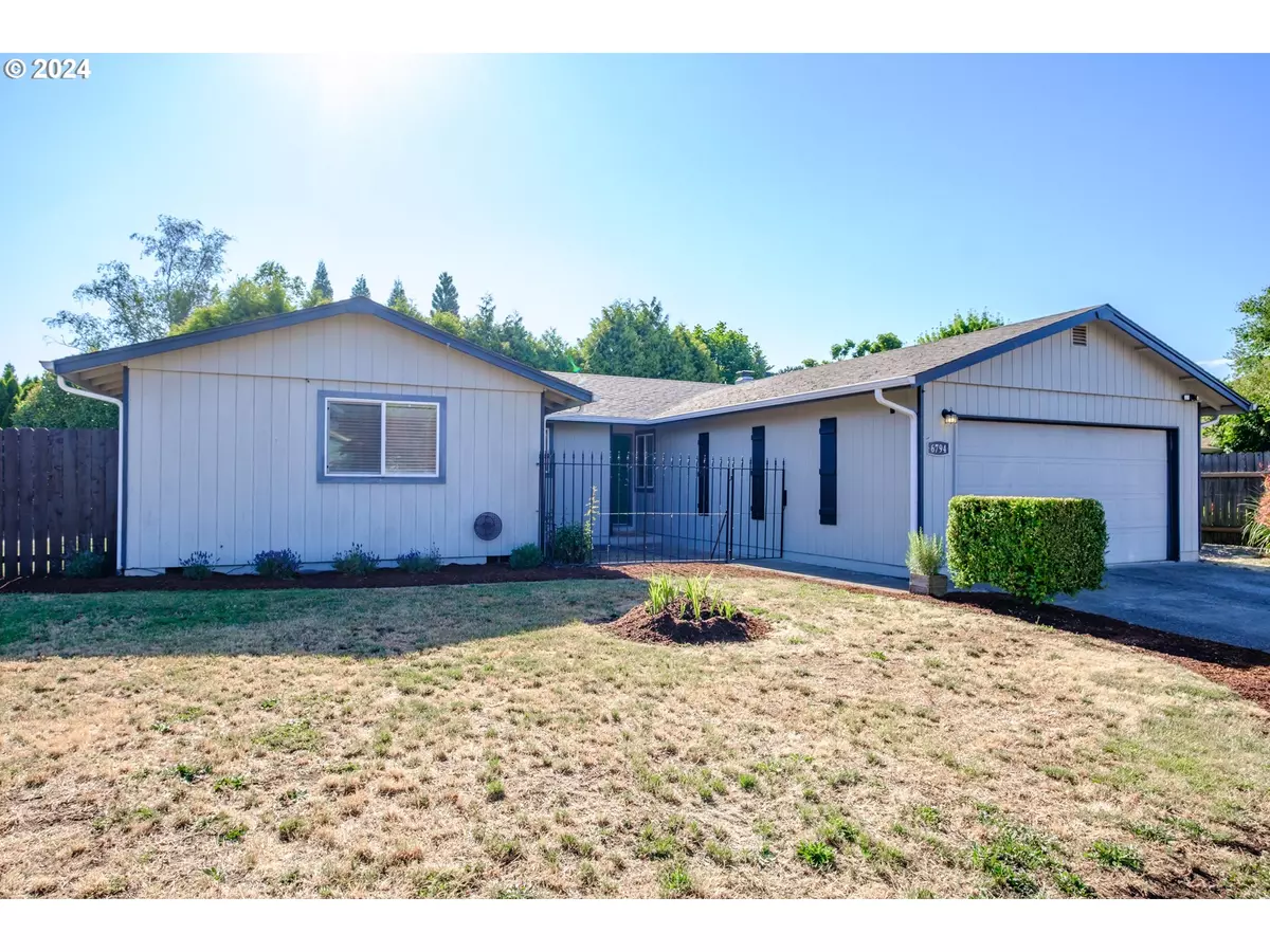 Keizer, OR 97303,6794 Pierce CT