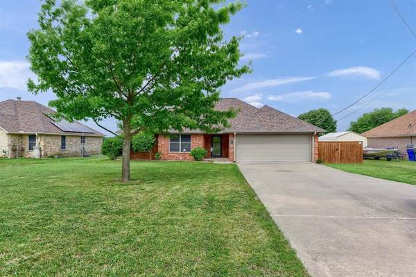 941 Bois D Arc Street, Whitesboro, TX 76273