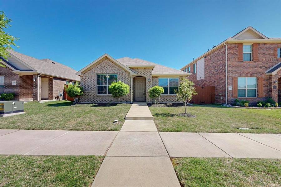 4004 Villawood Trail, Heartland, TX 75126