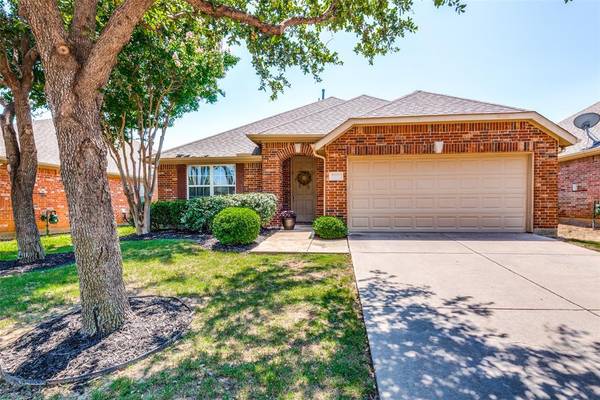 2352 Evening Song Drive, Little Elm, TX 75068