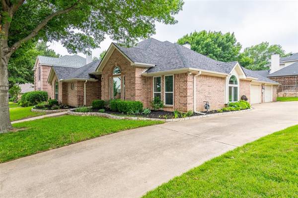 North Richland Hills, TX 76182,7517 Orange Valley Drive