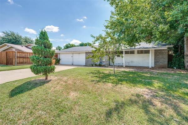 3630 Windsor Street,  Irving,  TX 75062