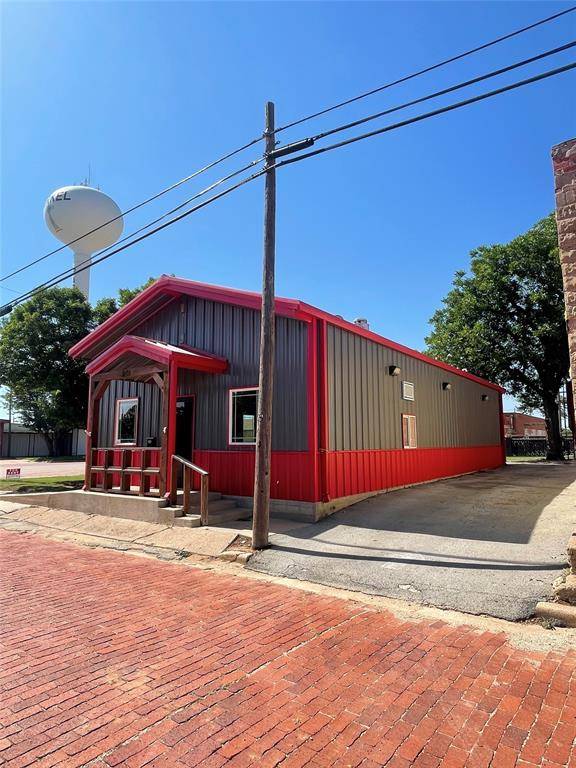 901 NO 2ND Street, Merkel, TX 79536