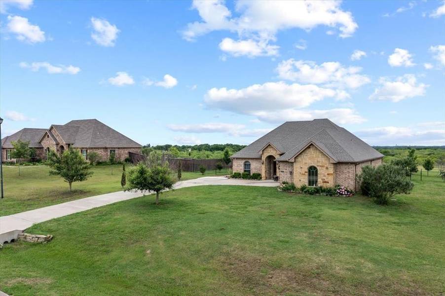 1265 Chartres, Oak Ridge, TX 75142