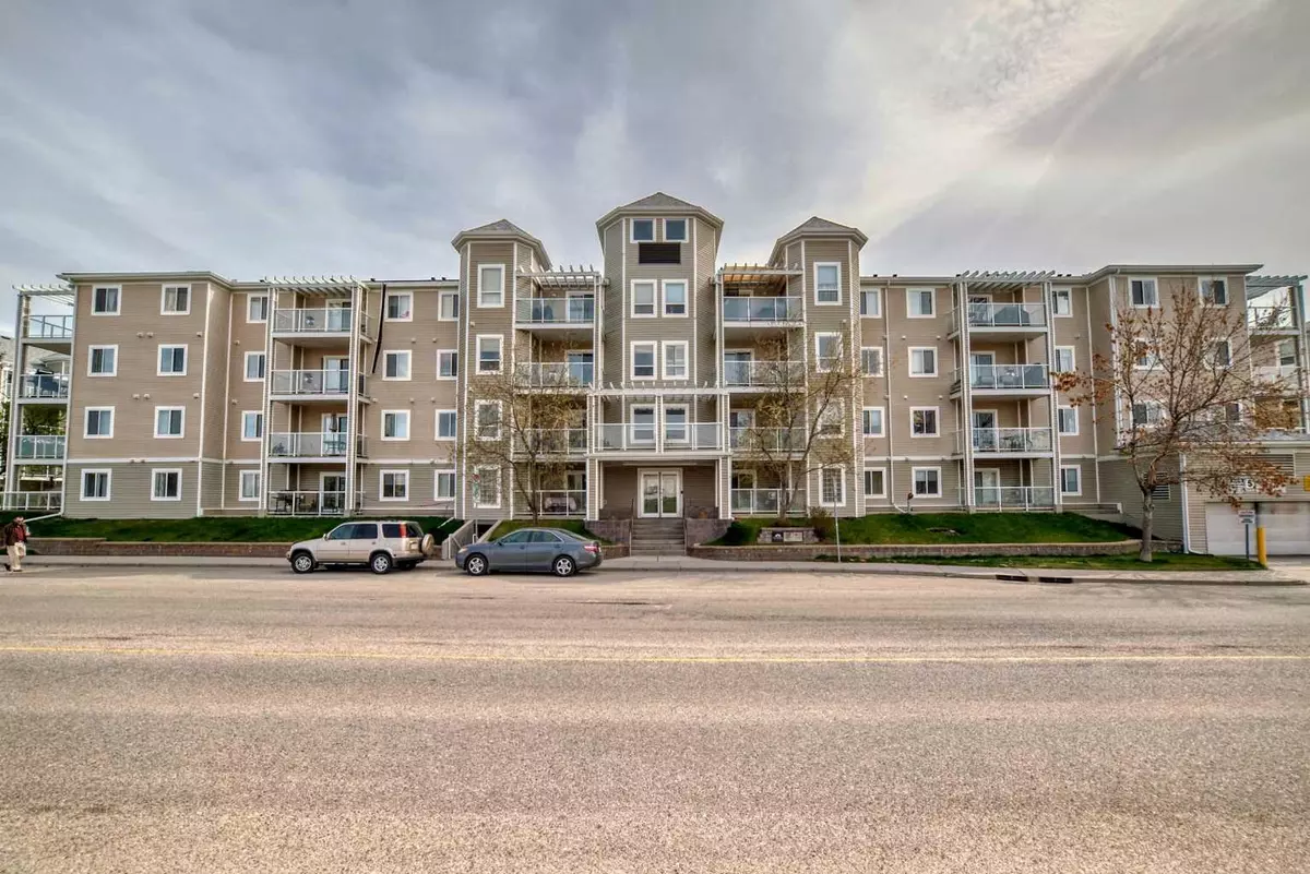 Calgary, AB T2Y 3Z7,270 Shawville WAY SE #310