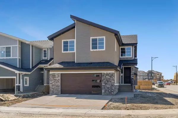 149 Waterford Heath,  Chestermere,  AB T1X 2T9