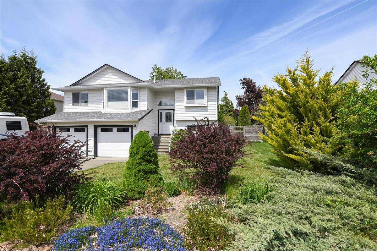 Comox, BC V9M 3R2,1362 Ocean View Ave