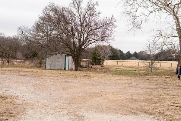 86 Brooks Lane, Sadler, TX 76264