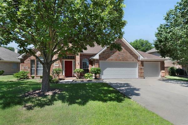 2812 Vista View Drive, Lewisville, TX 75067