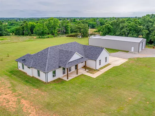 27750 S County Line Avenue, Blanchard, OK 73010