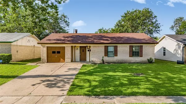 1516 Eastside Drive,  Mesquite,  TX 75149