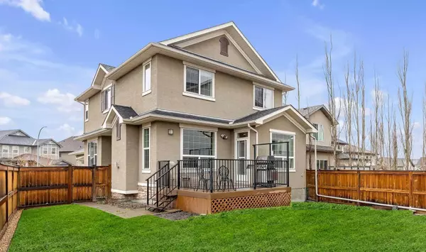 Calgary, AB T3M 0T8,217 Cranarch Close SE