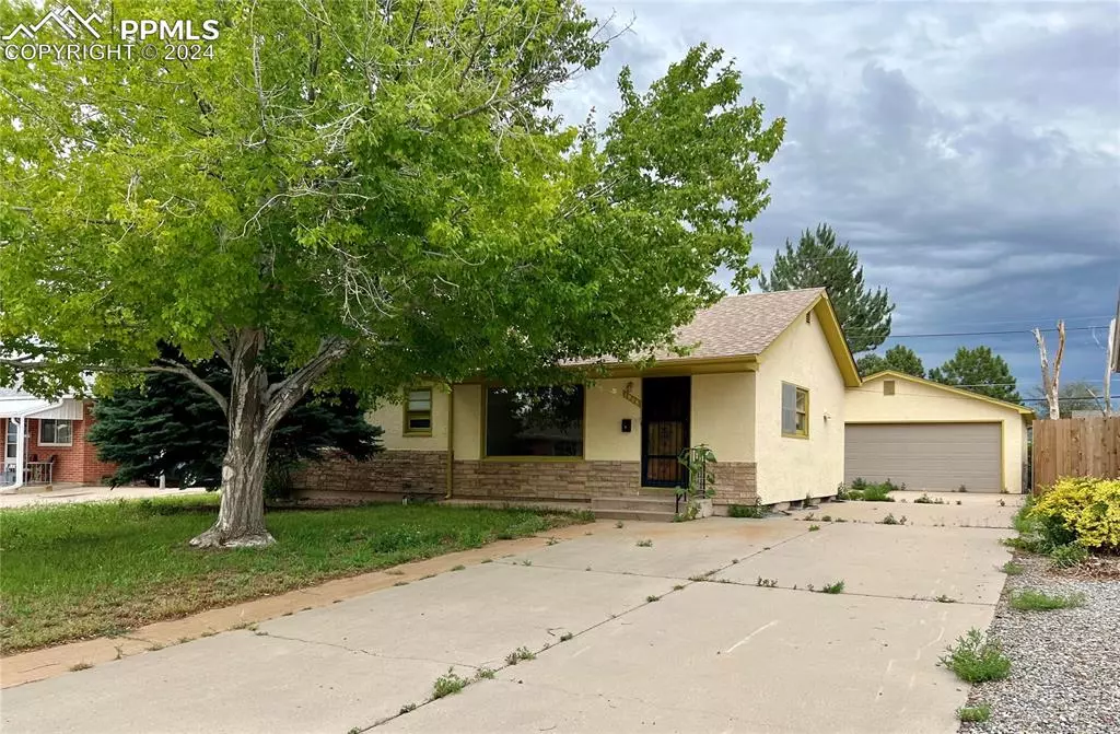 Pueblo, CO 81005,1908 Elmwood LN