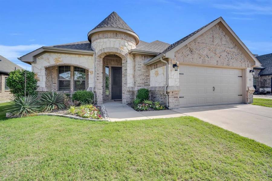 334 Abbott Lane, Waxahachie, TX 75165