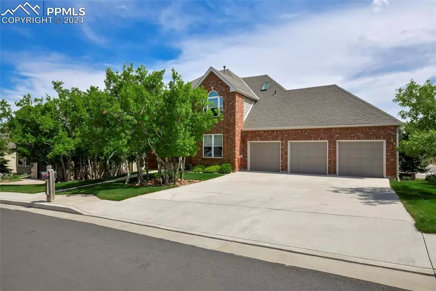 2545 Edenderry DR, Colorado Springs, CO 80919