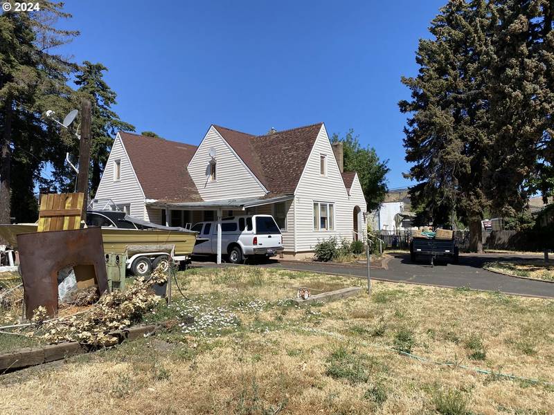 3504 W 2ND ST, The Dalles, OR 97058