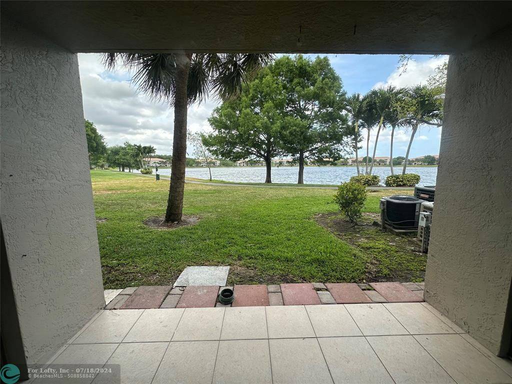 Coconut Creek, FL 33073,5005 Wiles Rd  #104