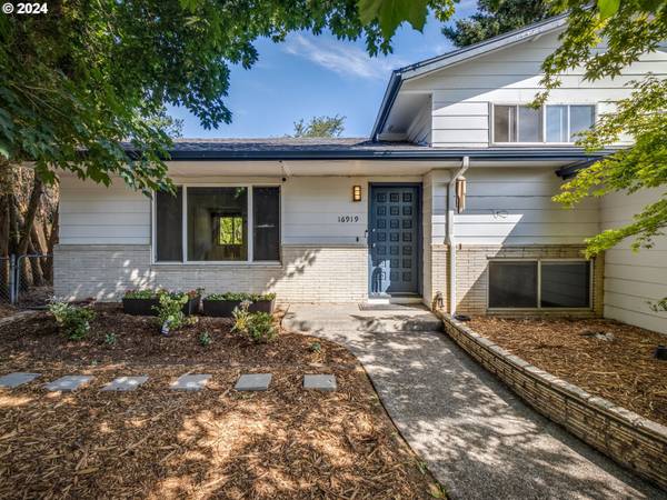 16919 NE CLACKAMAS ST,  Portland,  OR 97230