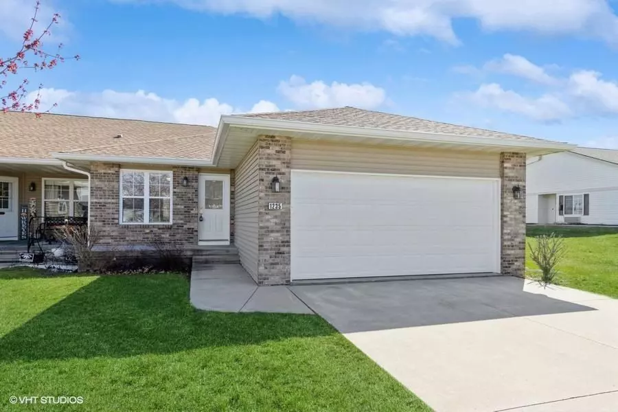 1235 Cardinal Drive, Marion, IA 52302